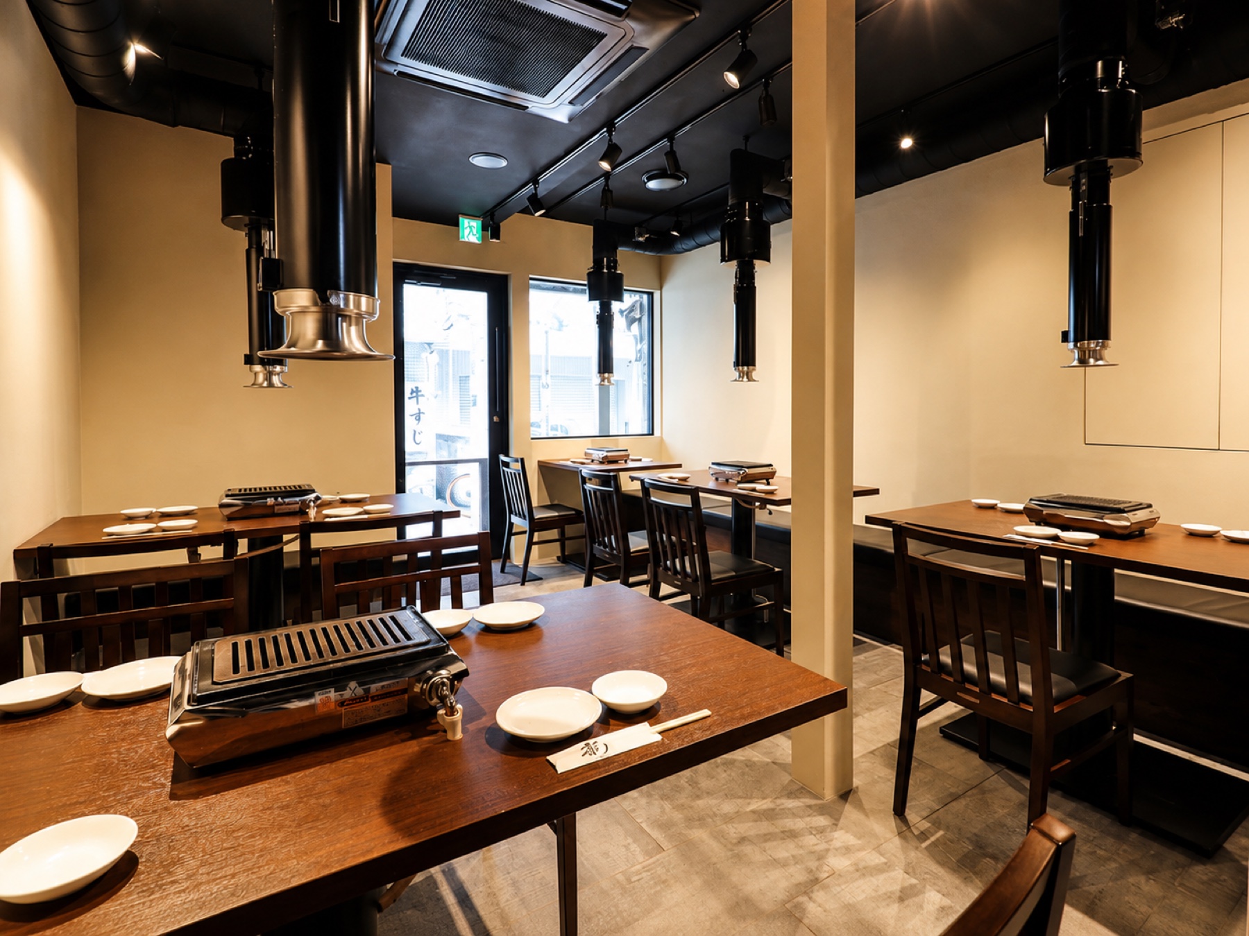 焼肉ホルモン 新井屋 渋谷店の店内